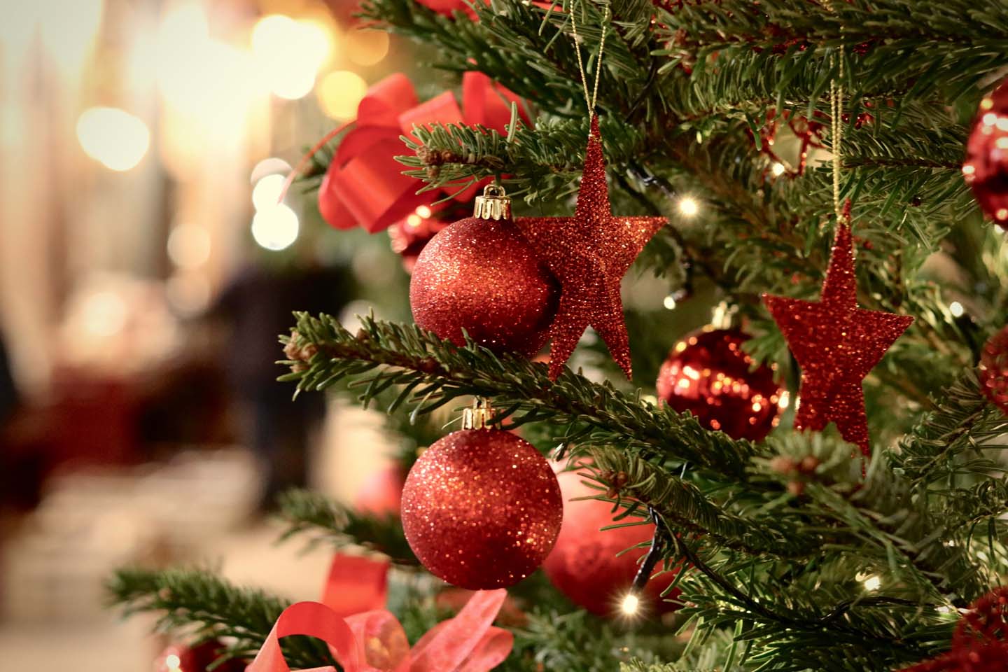 Usetech wishes you a Merry Christmas and a Happy New Year!
